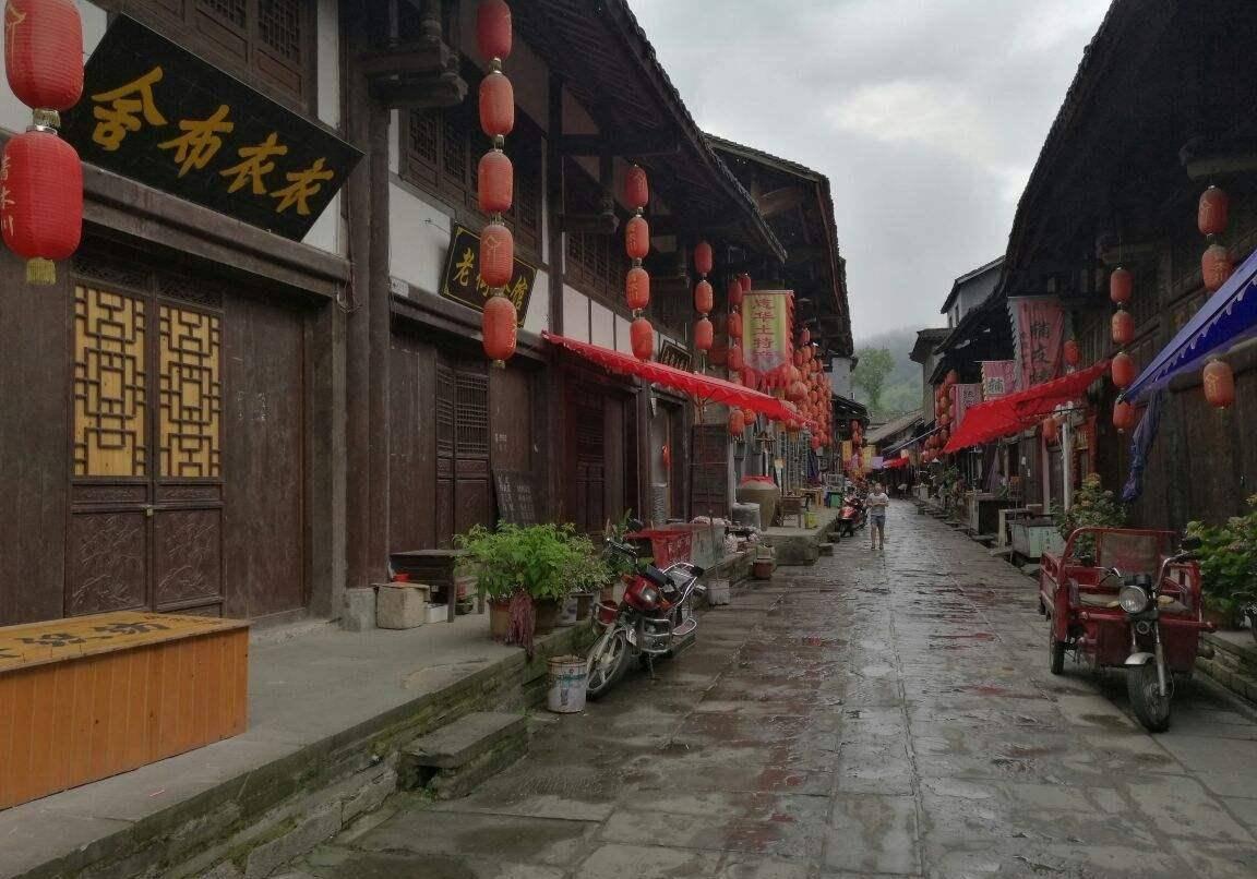 舰无虚发：暗星